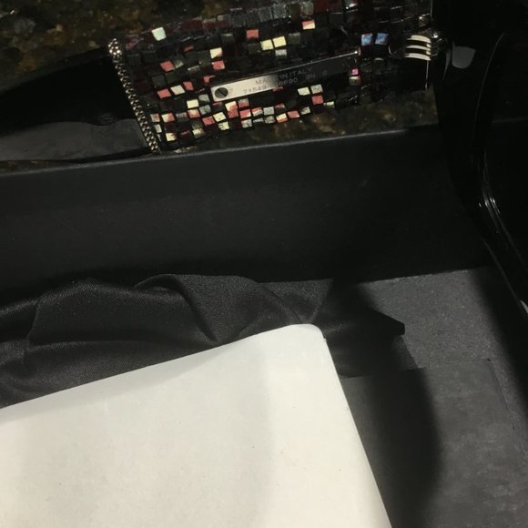 Chanel Sunglasses New - Picture 8 of 8